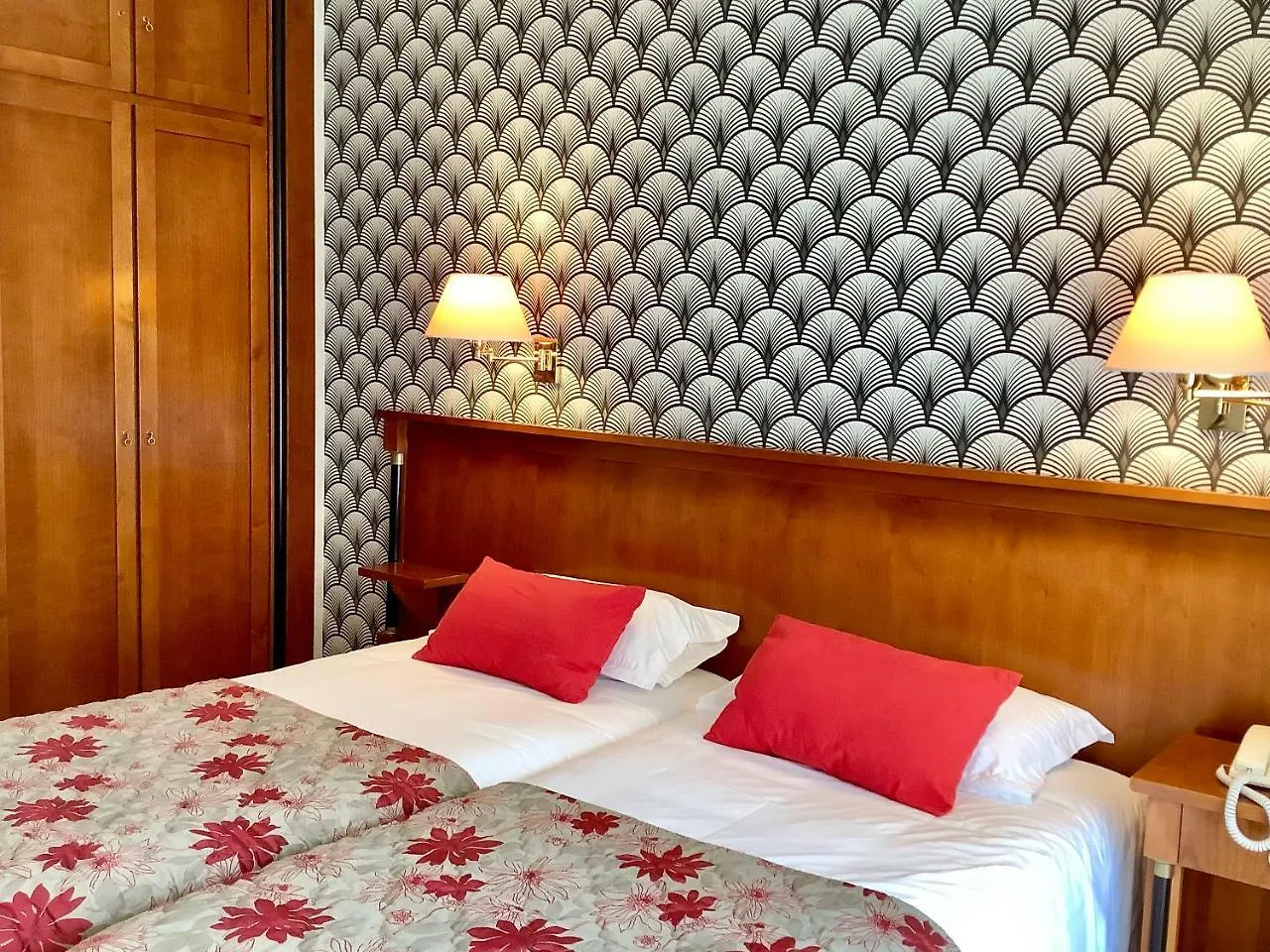 Hotel Diana Vence 3*,  France